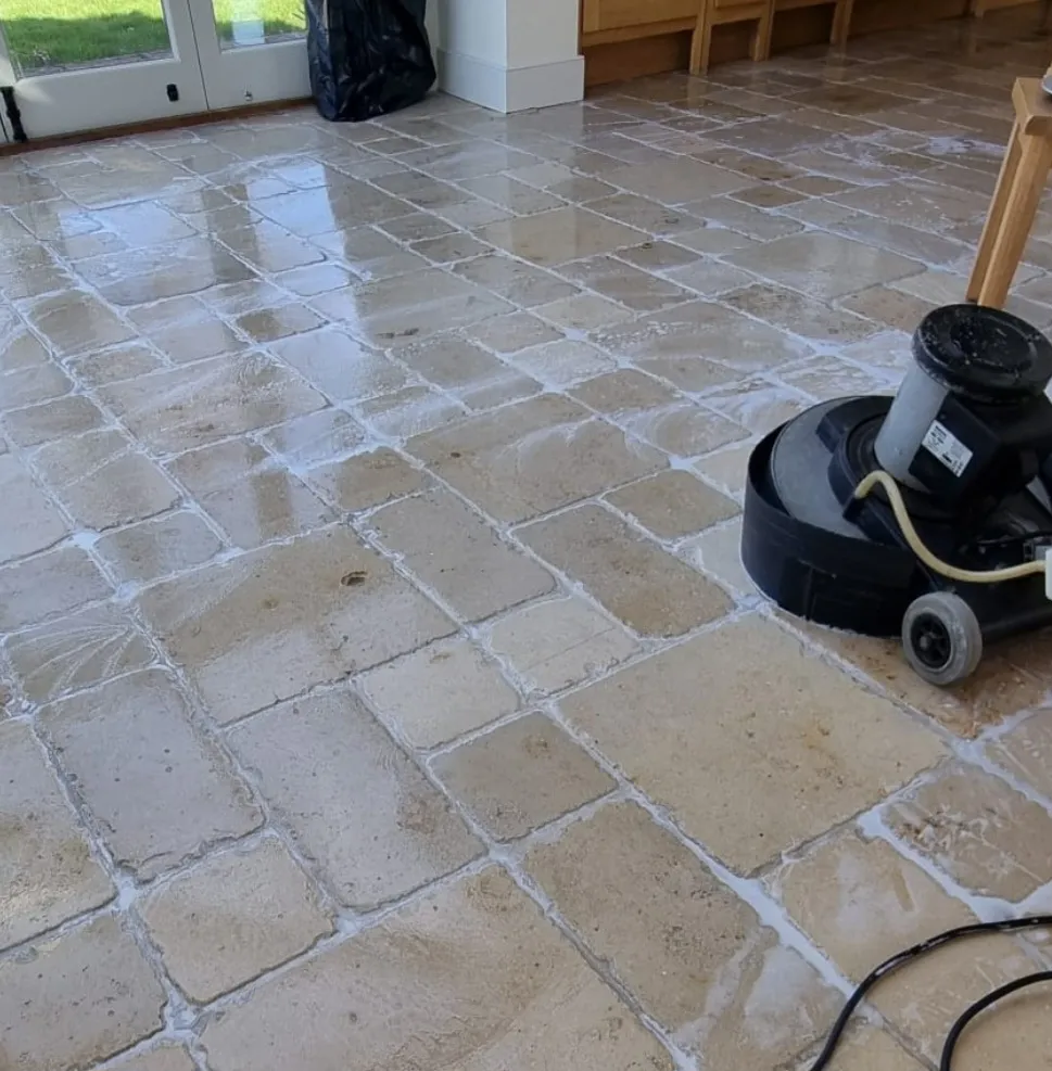 Cobra Cleaning floor cleaning process